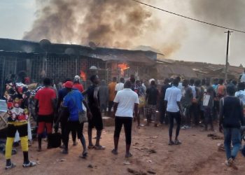 Bloléquin, plusieurs magasins ravagés par un incendie